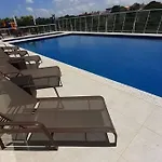 Aconchegante Apartamento Para Aluguel De Temporada: Localizacao Privilegiada E Conforto Garantido
